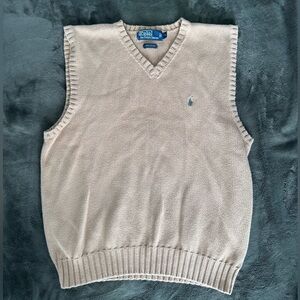 POLO Ralph Lauren Vest
Size Small
